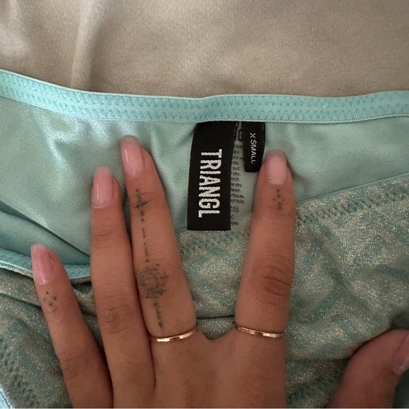 Triangl Rhian swimsuit - Picture 5 of 9